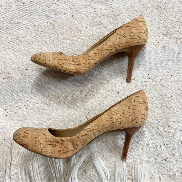 NEW! Vince Camuto Sariah beige/brown cork almond toe heels - Picture 4 of 7